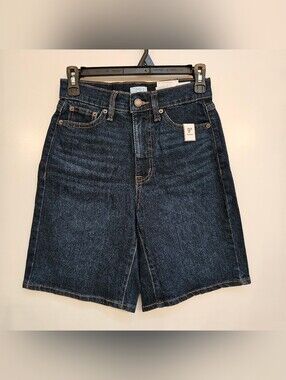 Time and Tru Denim Bermuda Shorts Dark Wash High Rise Size 0 NWT